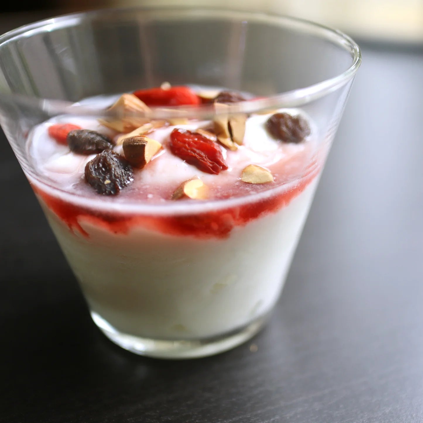 魔女のシロップ　桑の実色(くわのみいろ)　薬膳コーディアル　WITCH SYRUP